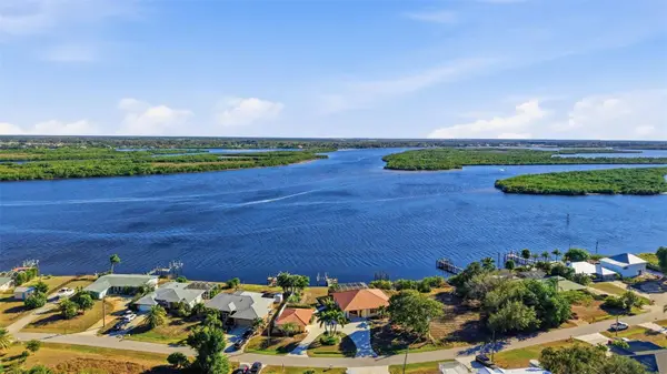 3260 Peace River Drive, PUNTA GORDA, FL 33983