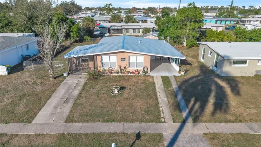 370 Duxbury Avenue, Port Charlotte, FL 33952 - Image #2