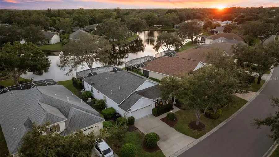 12224 Winding Woods Way, Lakewood Ranch, FL 34202 - Image #2