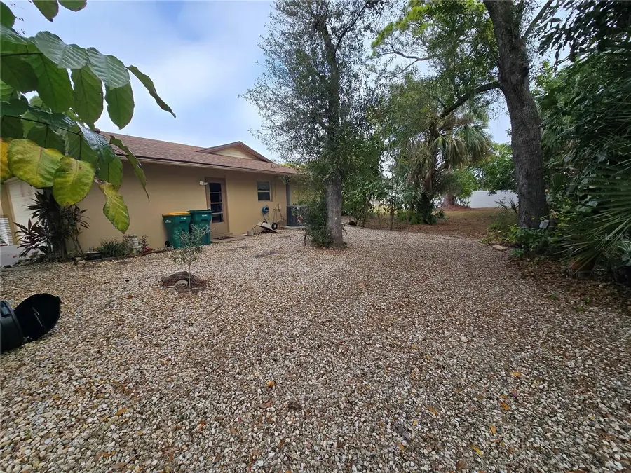 22200 Oneida Avenue, Port Charlotte, FL 33952 - Image #3