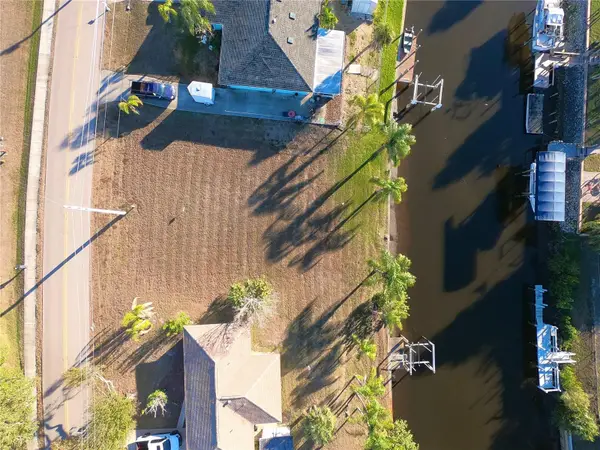 27193 Voyageur Drive, PUNTA GORDA, FL 33983