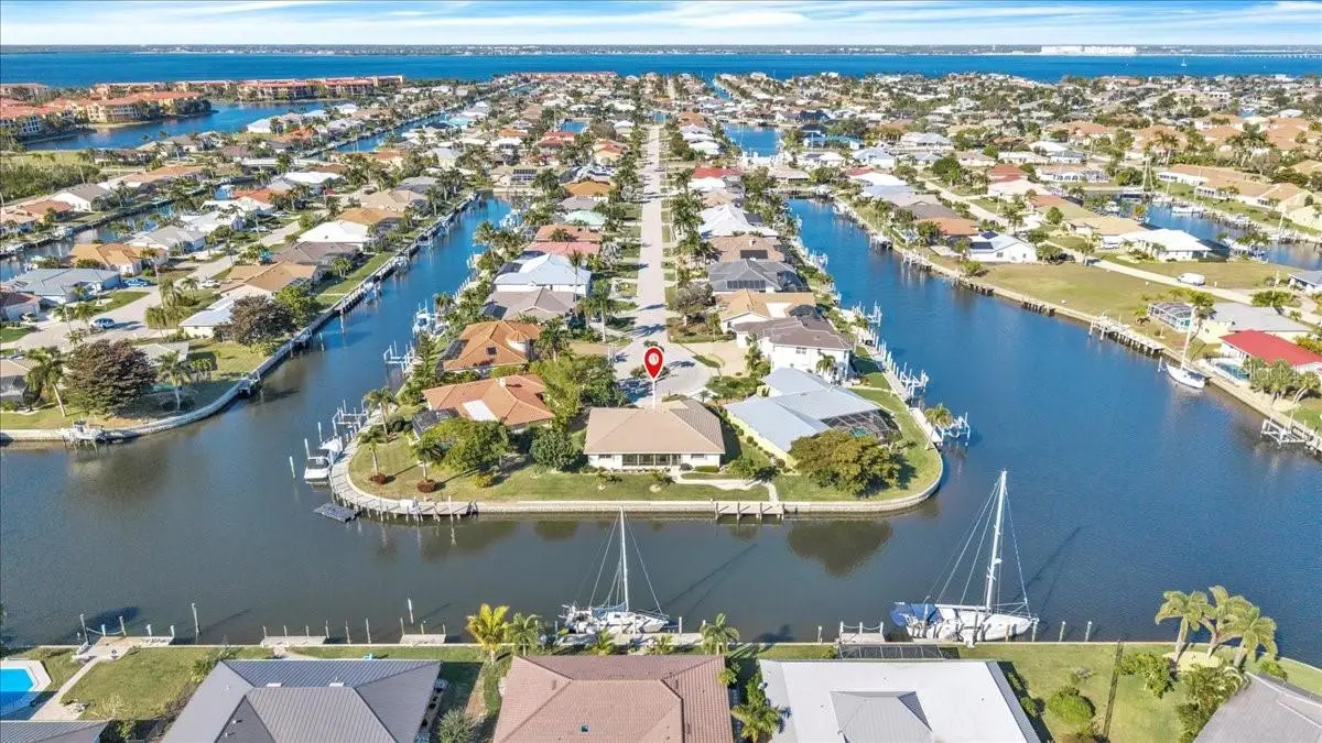 262 Lido Drive, Punta Gorda, FL 33950 - Image #1