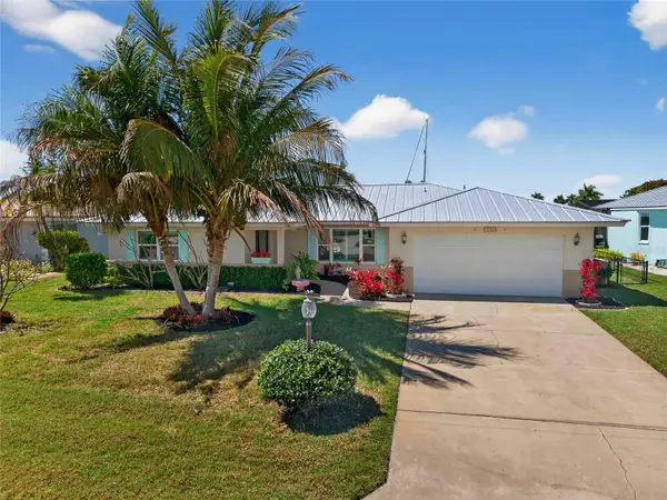 2448 Rosa Lane, PUNTA GORDA, FL 33950