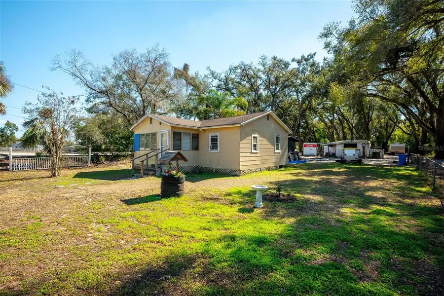 10507 Main Street, Thonotosassa, FL 33592 - #2