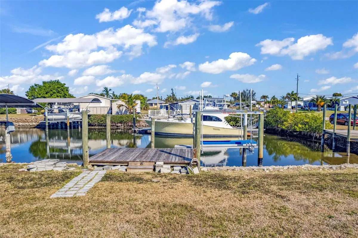 700 Hollyhill Court, Punta Gorda, FL 33950 - Image #1