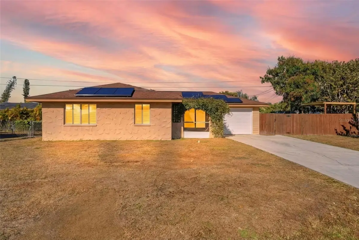 885 Entrada Drive S, Fort Myers, FL 33919 - #1