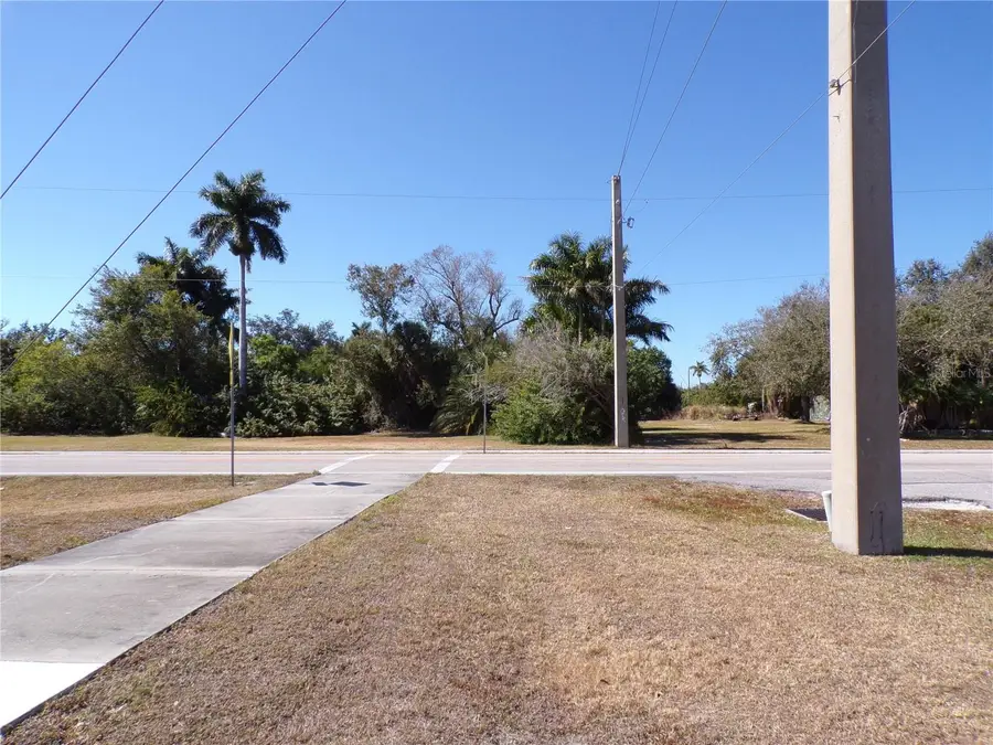 711 Cooper Street, Punta Gorda, FL 33950 - Image #3