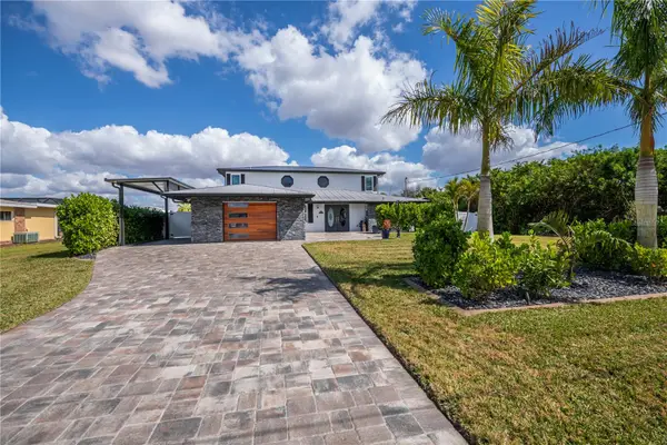 2424 Harbour Drive, PUNTA GORDA, FL 33983