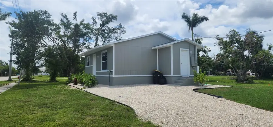 541 E Virginia Avenue, Punta Gorda, FL 33950 - #3