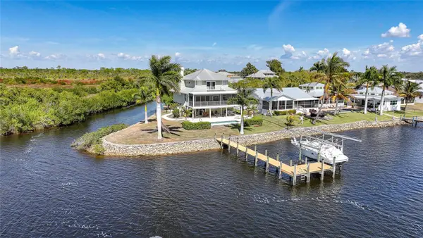 3796 Peace River Drive, PUNTA GORDA, FL 33983
