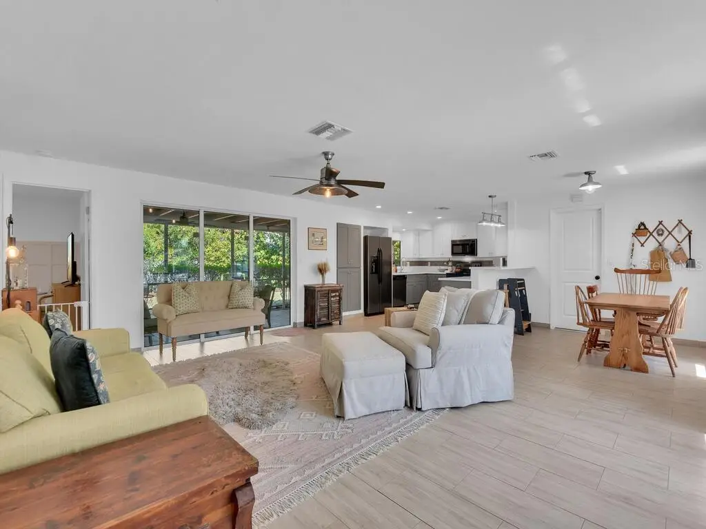 1537 Covington Circle E, Fort Myers, FL 33919 - #1