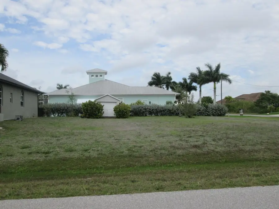 15352 Pottstown Avenue, Port Charlotte, FL 33981 - #2