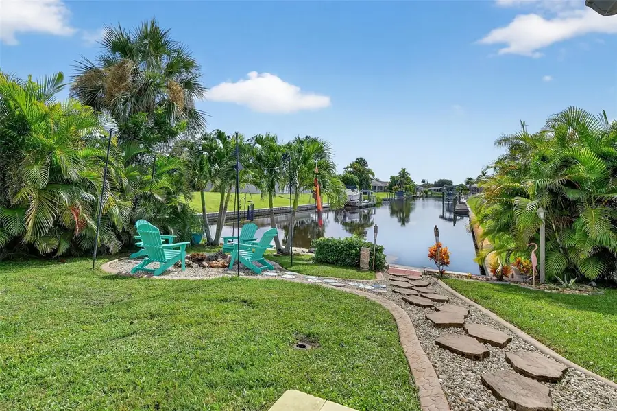 4638 Vinsetta Avenue, North Fort Myers, FL 33903 - #2