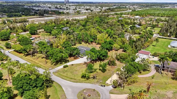 6227 Foxfire Lane, FORT MYERS, FL 33912