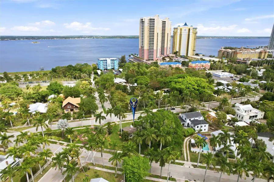 2706 Rhode Island Avenue, Fort Myers, FL 33916 - #2