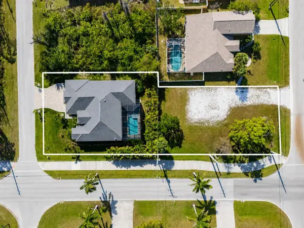 8127 Dimstead Street, PORT CHARLOTTE, FL 33981