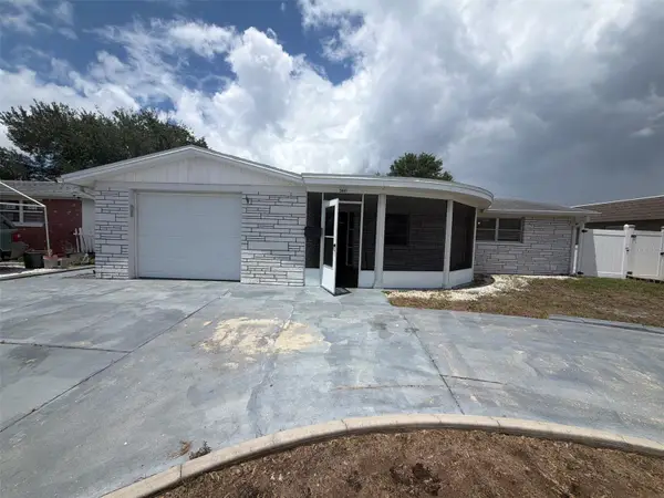 3441 Eisenhower Drive, HOLIDAY, FL 34691