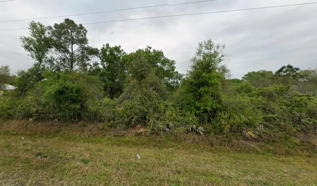 10234 N Center Avenue, Okeechobee, FL 34972 - #1