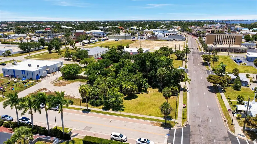 261 E Olympia Avenue, Punta Gorda, FL 33950 - #3