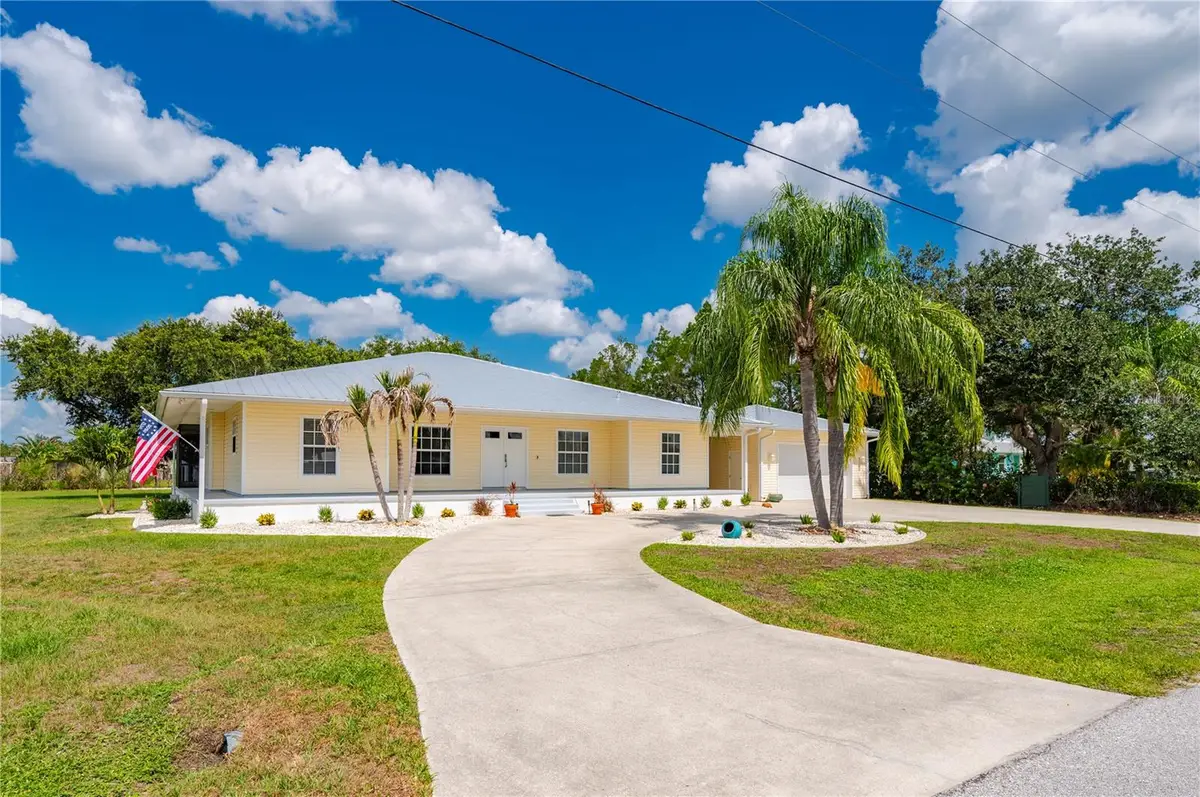 569 Rio Vista Avenue, Punta Gorda, FL 33982 - #1