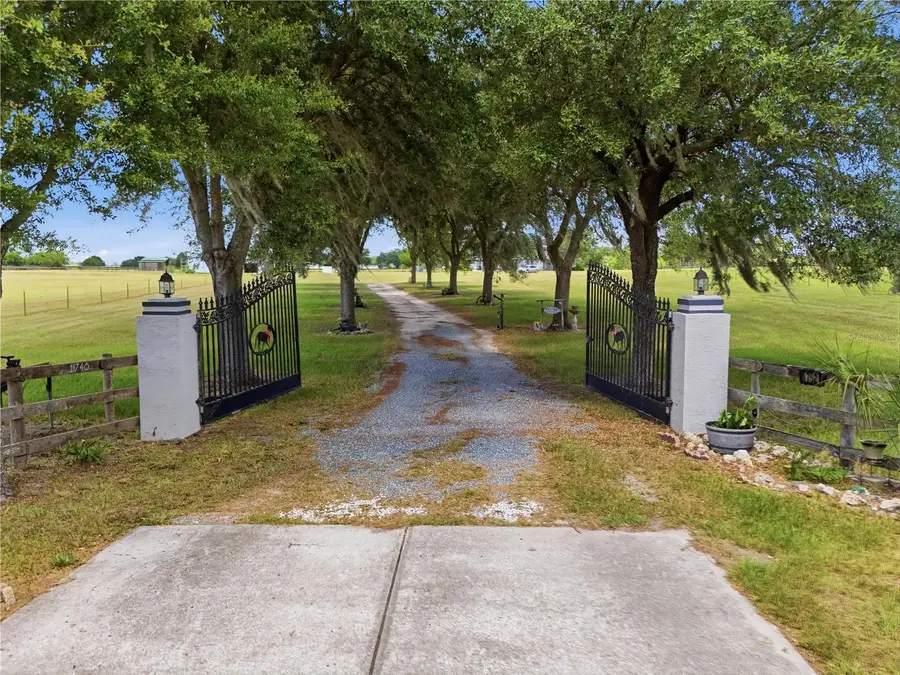 11748 NE Jacksonville Road, Anthony, FL 32617 - #3