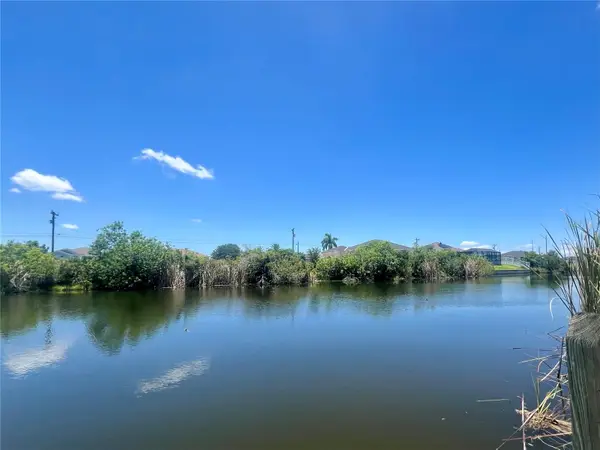 2208 NE 6th Avenue, CAPE CORAL, FL 33909
