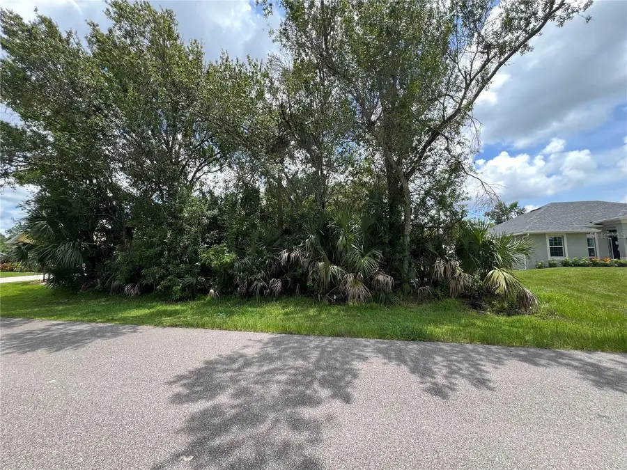 22523 Sacramento Avenue, Port Charlotte, FL 33954 - #2