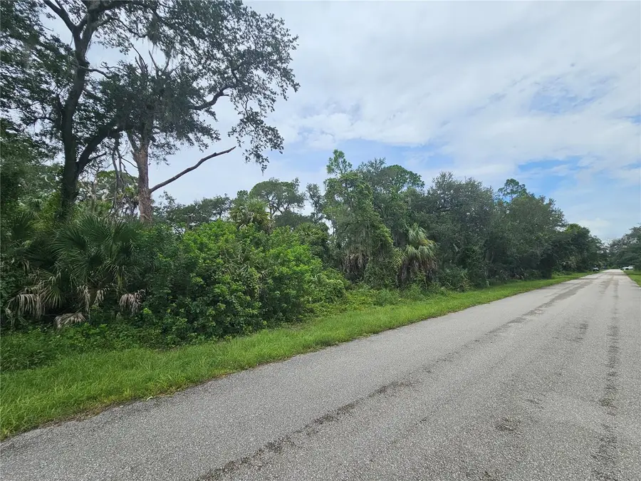 441 Lemoyne Street, Port Charlotte, FL 33954 - #3