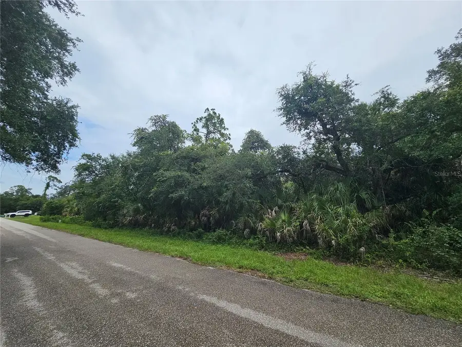 402 Lemoyne Street, Port Charlotte, FL 33954 - #2