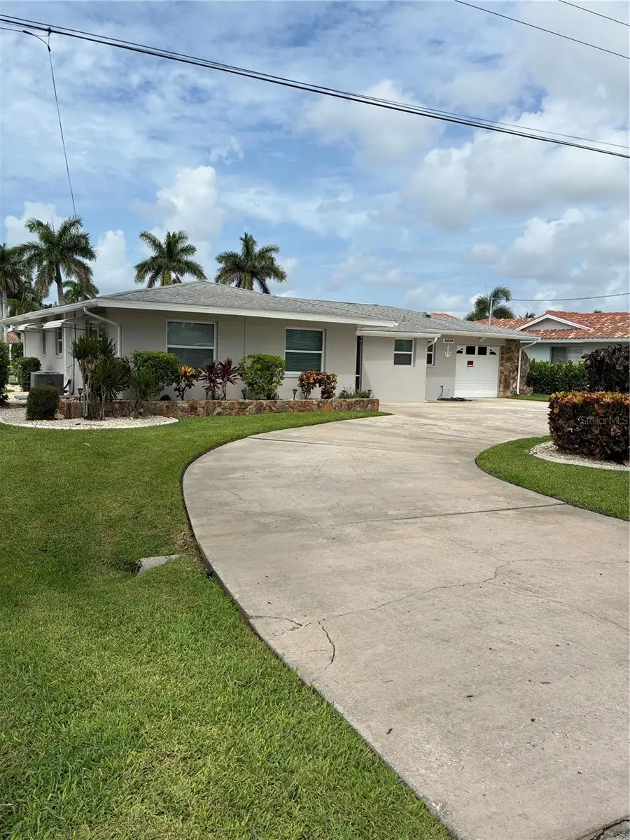 5240 Seminole Court, Cape Coral, FL 33904 - #2