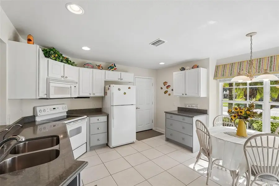 580 Rose Apple Circle, Port Charlotte, FL 33954 - #3