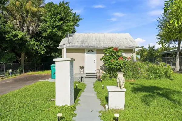 6343 Scott Street, PUNTA GORDA, FL 33950