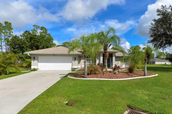 25256 Punta Madryn Avenue, PUNTA GORDA, FL 33983