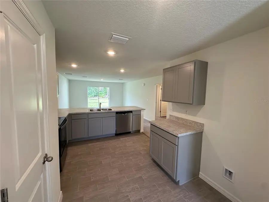 6 Reine Place, Palm Coast, FL 32164 - #3