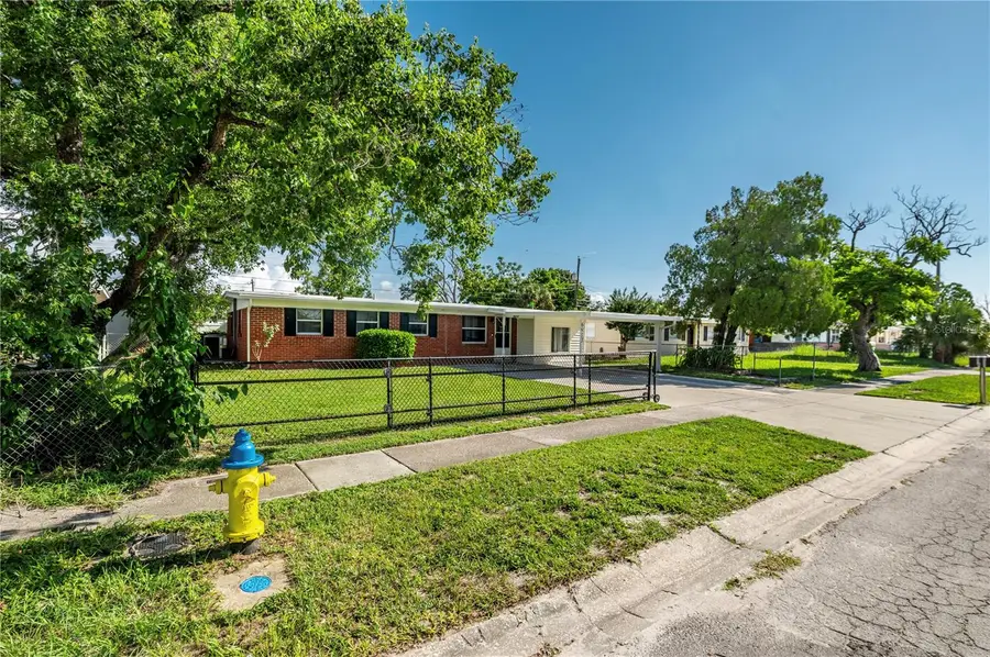 6913 W Clifton Street, Tampa, FL 33634 - #2