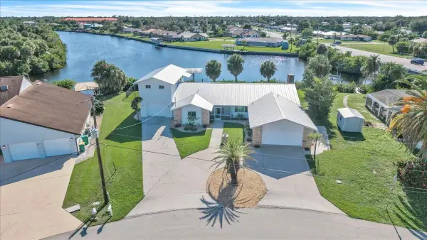 795 S Ellicott Circle, PORT CHARLOTTE, FL 33952