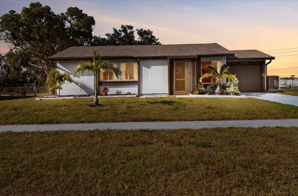 5520 Kenwood Drive, NORTH PORT, FL 34287