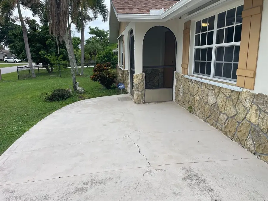 517 Skylark Lane Nw, Port Charlotte, FL 33952 - #2