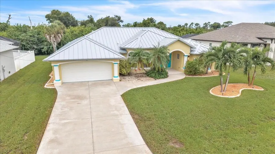 12 Tournament Road, Rotonda West, FL 33947 - #2