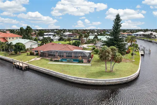 2194 Bayou Road, PUNTA GORDA, FL 33950
