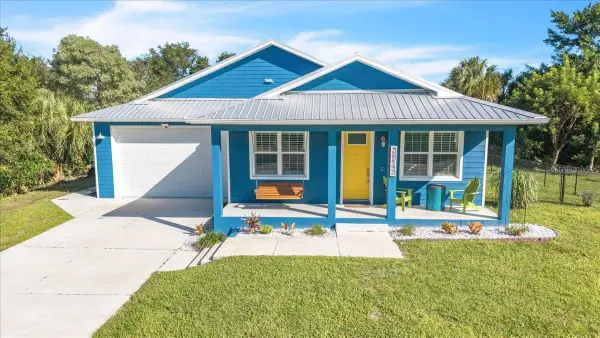 28492 Royal Palm Drive, PUNTA GORDA, FL 33982