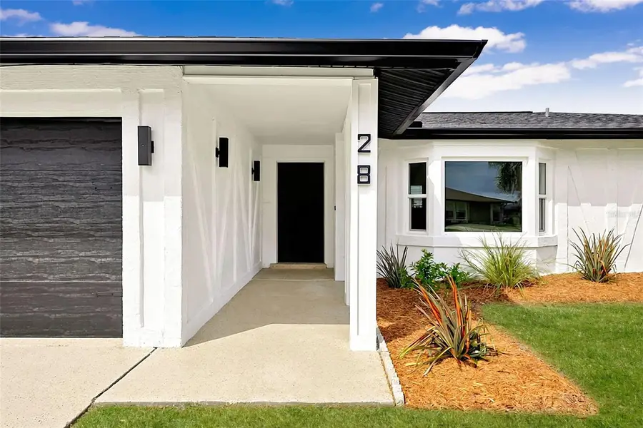 28 Golfview Road, Rotonda West, FL 33947 - #3