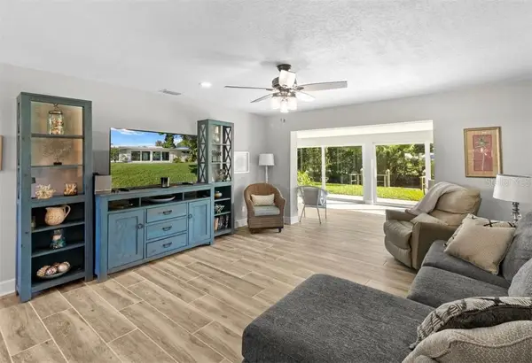 11286 W Bayshore Drive, Crystal River, FL 34429