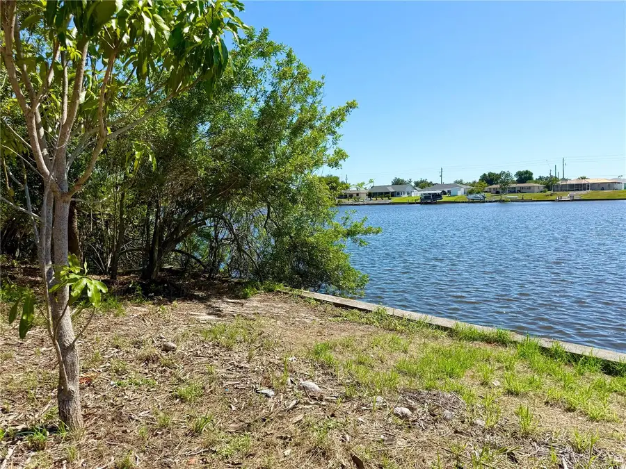 834 Ellicott Circle Nw, Port Charlotte, FL 33952 - Image #3