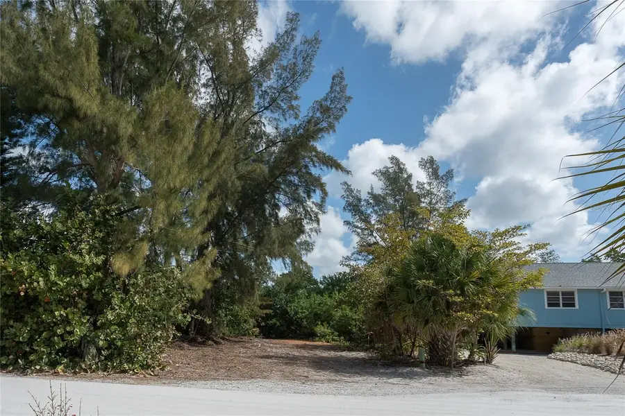 322 S Gulf Boulevard, Placida, FL 33946 - Image #2