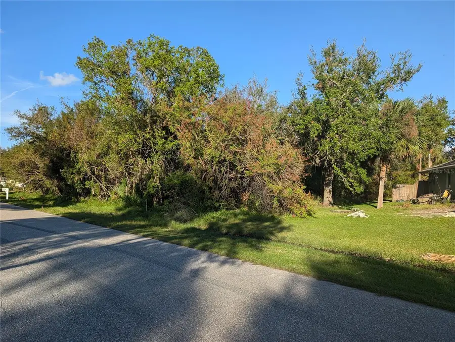 725 Chevy Chase Street, Port Charlotte, FL 33948 - Image #3