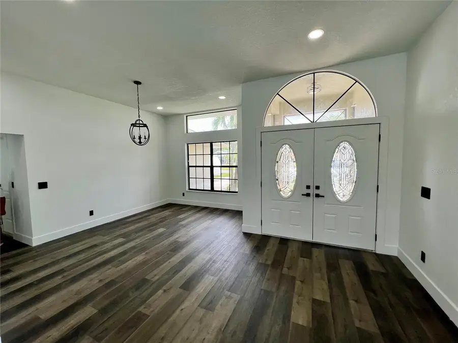 19782 Midway Blvd, Port Charlotte, FL 33948 - Image #2