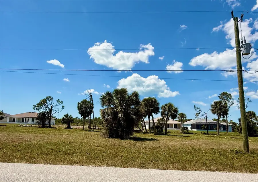 241 W Pine Valley Lane, Rotonda West, FL 33947 - #3