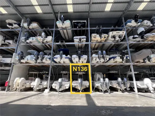 100 Circuit Road #N136, NOKOMIS, FL 34275