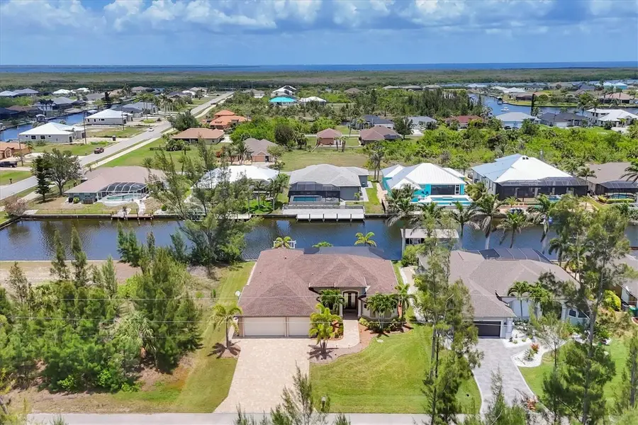 8400 Antwerp Circle, Port Charlotte, FL 33981 - #2